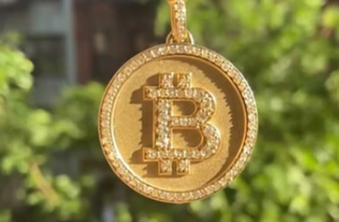 One Of The Fastest Growing Jewelry Brands In The World Allurez Offers Bitcoin As Payment Method