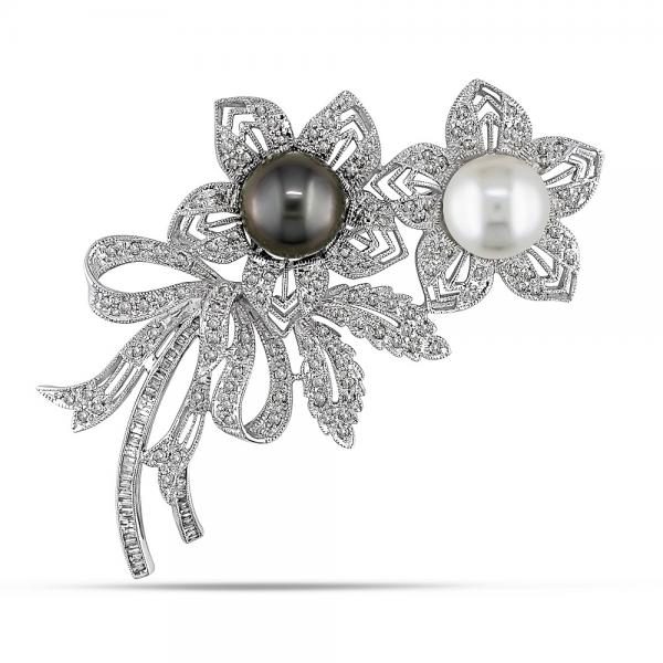 Black/White Cultured Pearl & Diamond Flower Brooch 18k W. Gold 11-12mm