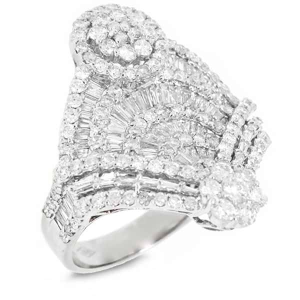 3.14ct 18k White Gold Diamond Lady's Ring