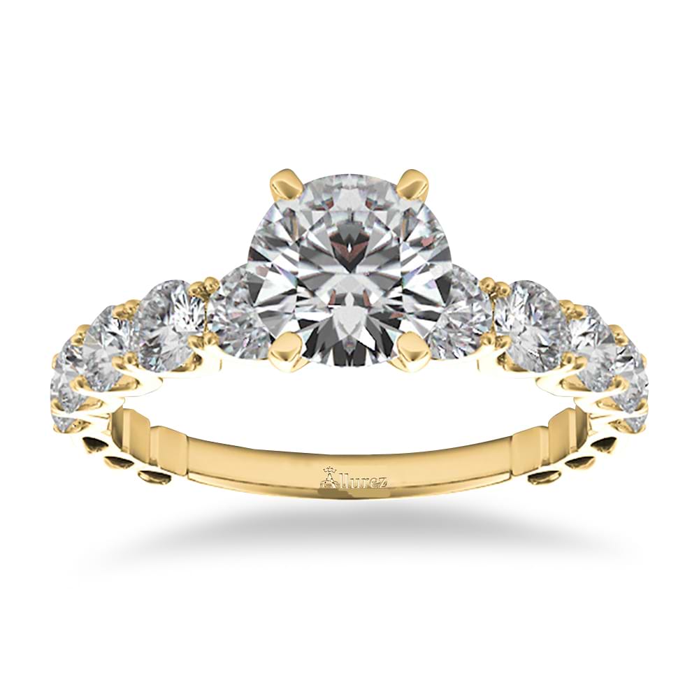 Graduated Diamond Engagement Ring 14k Yellow Gold (1.00ct)