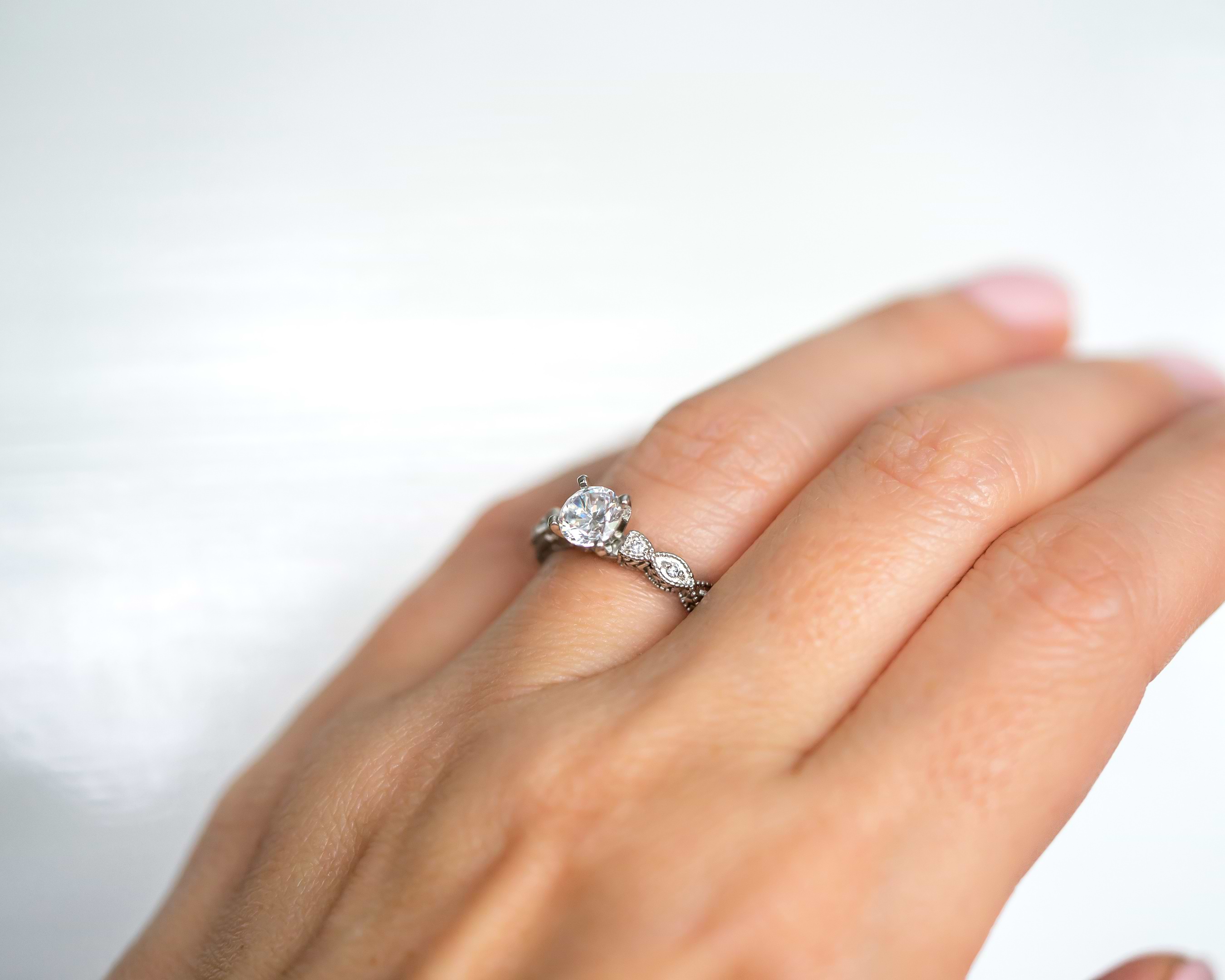 Petite Antique-Design Diamond Engagement Ring 14k White Gold (0.50ct)