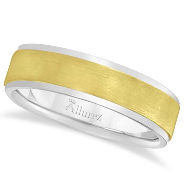 Comfort-Fit  Two-Tone Carved Wedding Band (7mm)