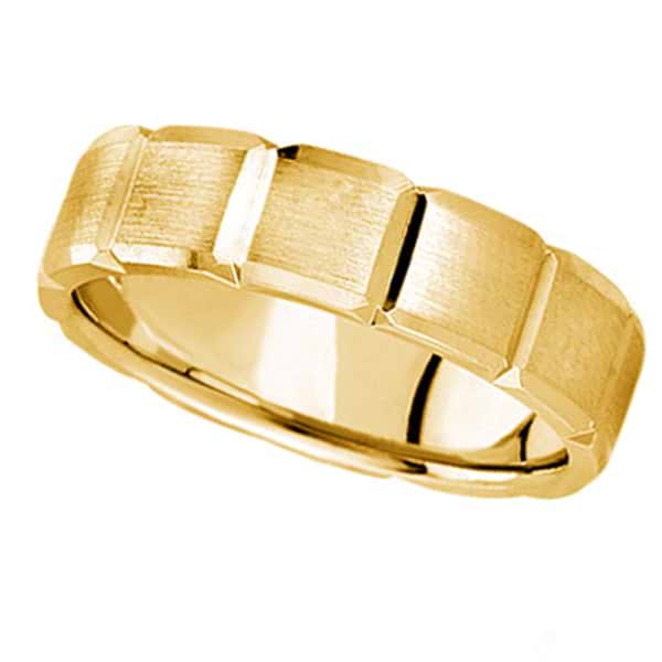 Diamond Carved Wedding Band For Men in 14k Yellow Gold (6mm)