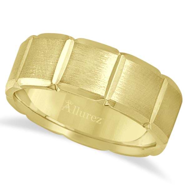 Diamond Carved Wedding Band For Men in 14k Yellow Gold (8mm)