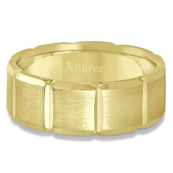 Diamond Carved Wedding Band For Men in 14k Yellow Gold (8mm)