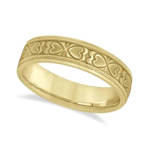Mens Carved Wedding Band Heart Shape Design 14k Yellow Gold (5.5mm)