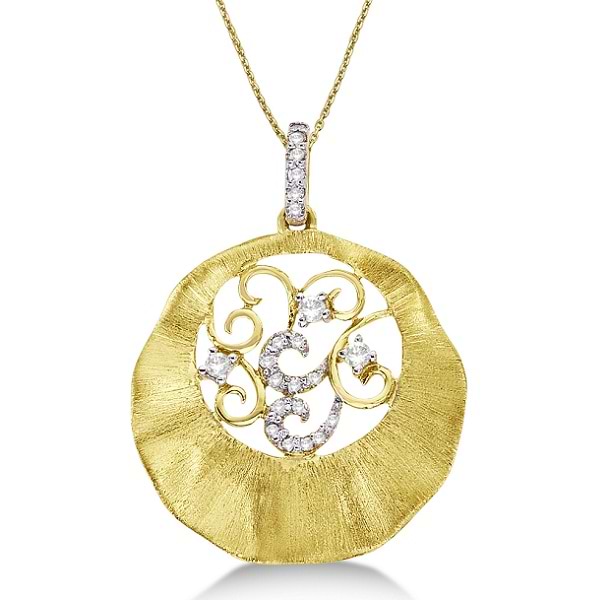 Diamond Circle Pendant Necklace in 14k Brushed Yellow Gold (0.15ct)