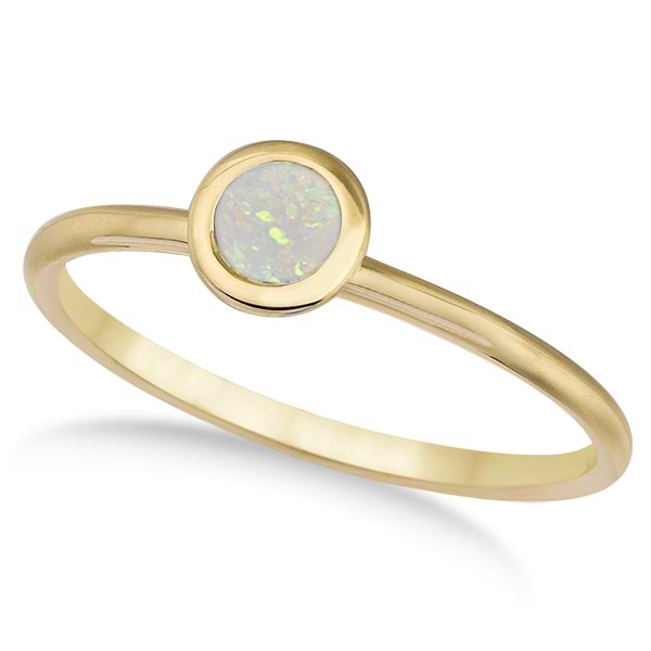 Opal Bezel-Set Solitaire Ring in 14k Yellow Gold (0.65ct)