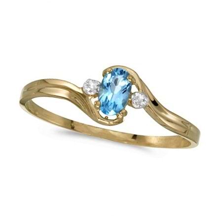 Oval Blue Topaz and Diamond Right-Hand Ring 14K Yellow Gold (0.28ctw)