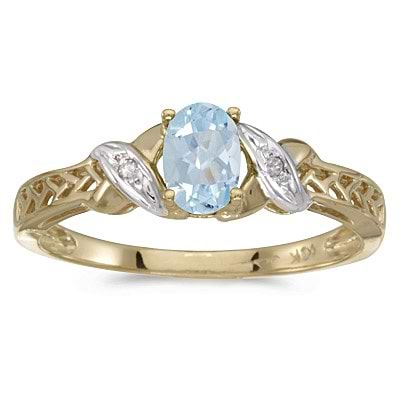 Aquamarine & Diamond Antique Style Ring in 14K Yellow Gold (0.40ct)