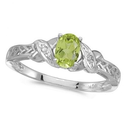 Peridot & Diamond Antique Style Ring in 14K White Gold (0.55ct)