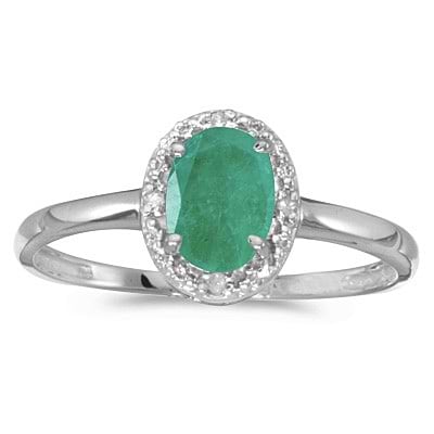 Emerald and Diamond Cocktail Ring in 14K White Gold (0.75ct)