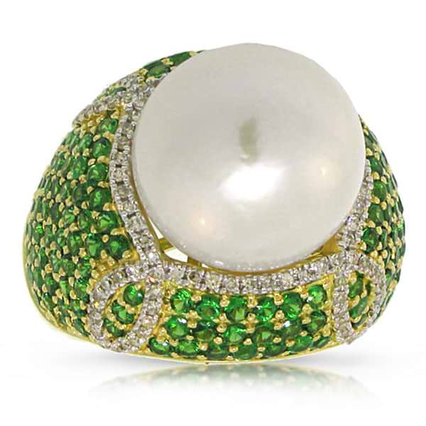 0.41ct Diamond & 3.84ct Green Garnet 18k Yellow Gold Pearl Ring