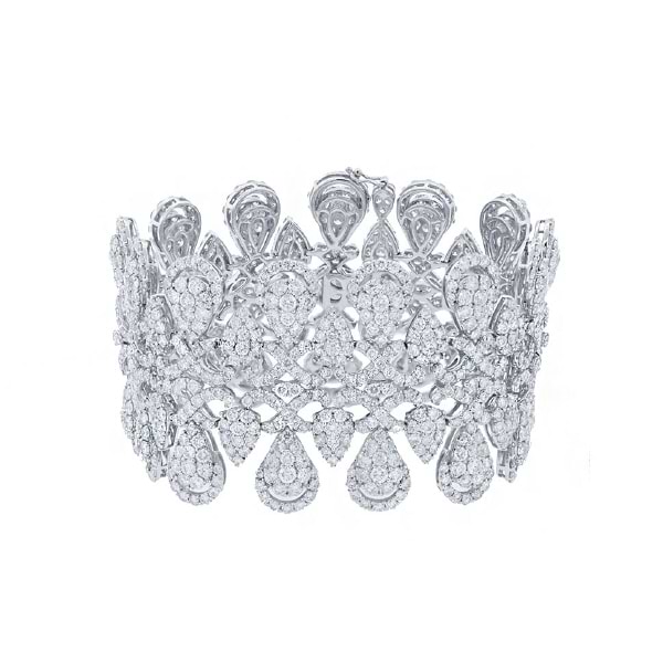 33.78ct 18k White Gold Diamond Lady's Bracelet