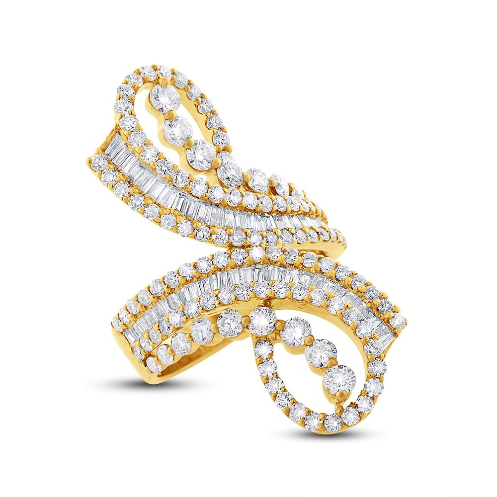 3.14ct 18k Yellow Gold Diamond Lady's Ring