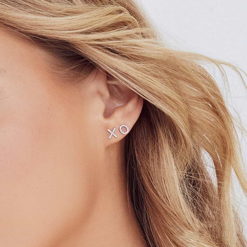 Diamond 'XO' Stud Earrings 14k White Gold (0.09ct)