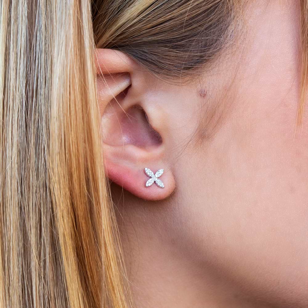 Diamond Flower Stud Earrings 14k White Gold (0.16ct)