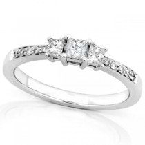 Princess Cut Three-Stone Diamond Ring in 14k White Gold (.33ct)