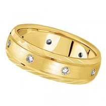 Men's Burnish-Set Diamond Wedding Band in 14k Yellow Gold (0.4 ctw)