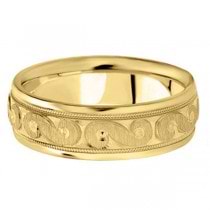 Men's Fancy Carved Wedding Band in 14k Yellow Gold (7mm)