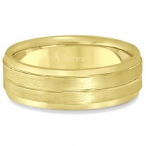 Carved Wedding Band in 18k Yellow Gold For Men (7mm)