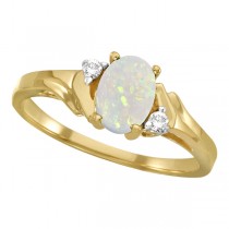 Oval Opal and Diamond Ring in 14K Yellow Gold (0.46ct)
