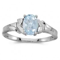 Oval Aquamarine and Diamond Ring in 14K White Gold (0.70ct)