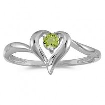 Peridot Heart Right-Hand Ring in 14k White Gold (0.30ct)