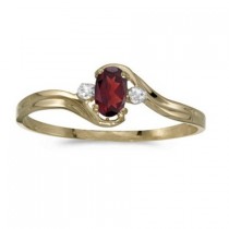 Oval Garnet and Diamond Right-Hand Ring 14K Yellow Gold (0.25ctw)