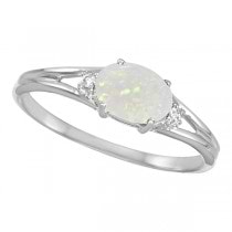 Oval Opal and Diamond Ring in 14K White Gold (0.27ct)