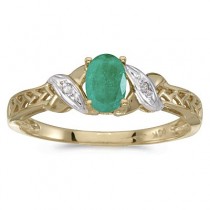 Emerald & Diamond Antique Style Ring in 14K Yellow Gold (0.45ct)