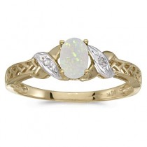 Opal & Diamond Antique Style Ring in 14K Yellow Gold (0.55ct)