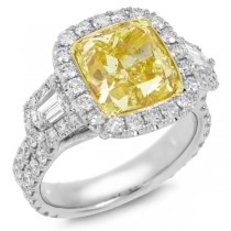 7.00ct 18k Two-tone Gold GIA Certified Cushion Cut Natural Fancy Yellow Diamond Ring