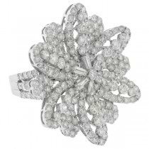 4.86ct 18k White Gold Diamond Flower Ring