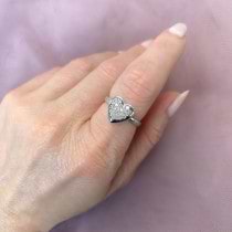 Diamond Heart Ring 14K White Gold (0.26 ct)