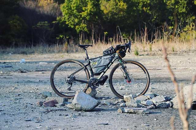 Gravel bike cena sales