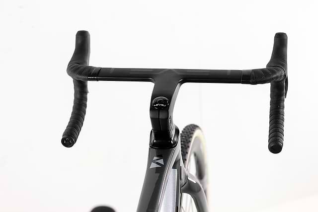 Level 5 carbon integrated road bar and hotsell stem