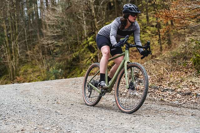 Ribble electric best sale gravel bike