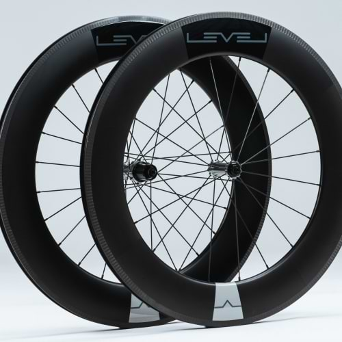 Wheel set clearance carbon