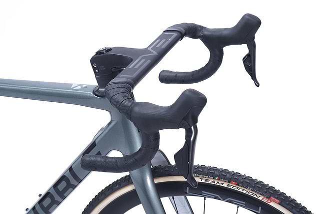 Di2 cyclocross bike 2025