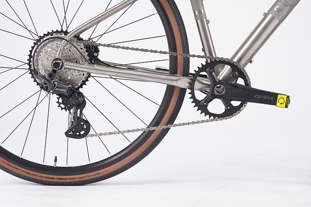 Shimano xt gravel bike hot sale