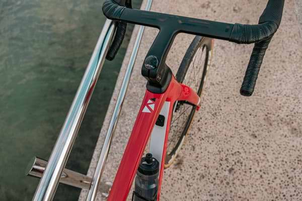 Cheap disc clearance road bike