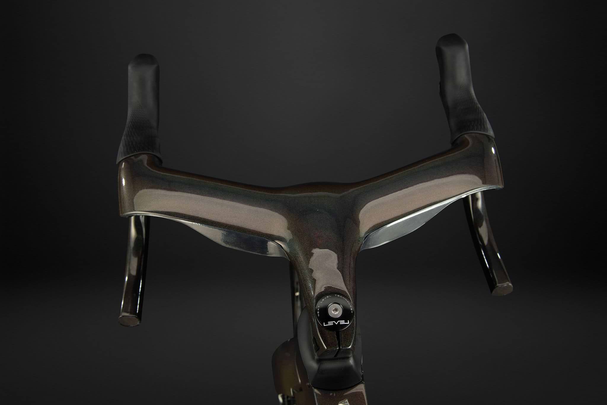 mxw_2048,s_webp,f_auto