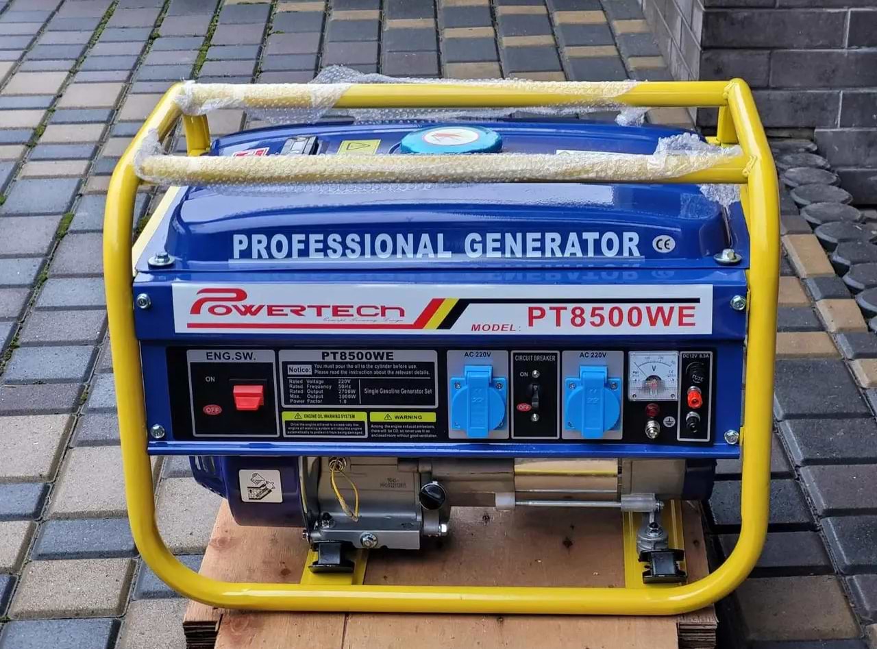 גנרטור בנזין חד פאזי Powertech PT8500WE 3000W - צבע צהוב וכחול שנה אחריות ע"י היבואן הרשמי