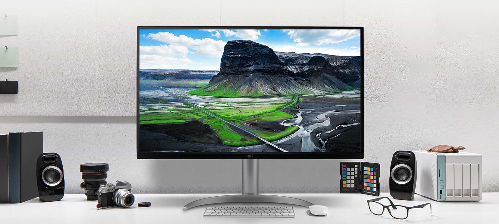 מסך מחשב 31.5'' LG 32UQ850V-W FreeSync IPS 4K UHD HDR10 - צבע לבן שלוש שנות אחריות ע"י היבואן הרשמי