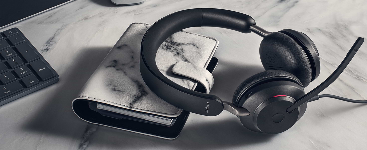 אוזניות חוטיות עם סינון רעשים פסיבי Jabra Evolve2 40 USB-C - צבע שחור שנתיים אחריות ע"י היבואן הרשמי