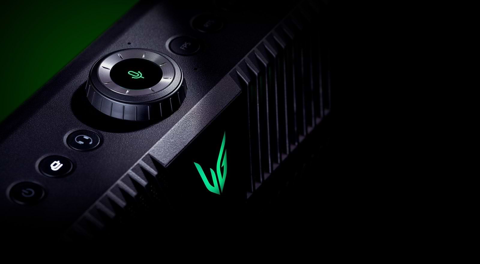 מקרן קול גיימינג אלחוטי 2.0 ערוצים LG UltraGear GP9 RGB - צבע שחור שנה אחריות ע"י היבואן הרשמי
