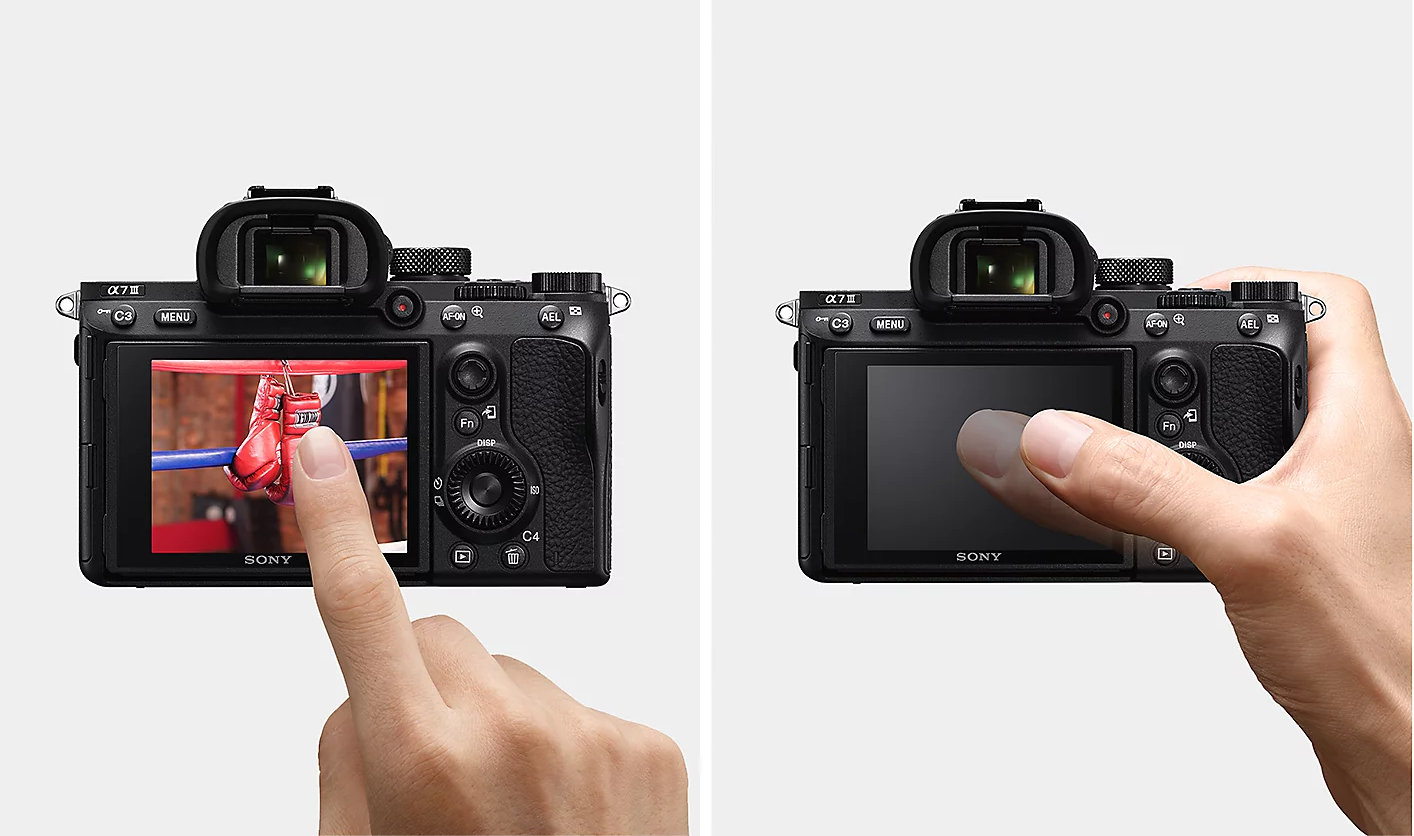 מצלמה דיגיטלית ללא מראה גוף בלבד Sony Alpha 7 III - צבע שחור שלוש שנות אחריות ע"י היבואן הרשמי