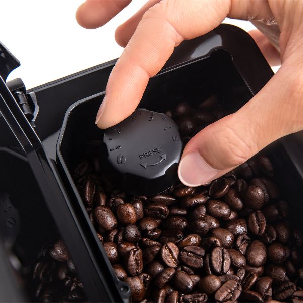 מכונת קפה אוטומטית טוחנת Gaggia Magenta Plus - אחריות יבואן רשמי