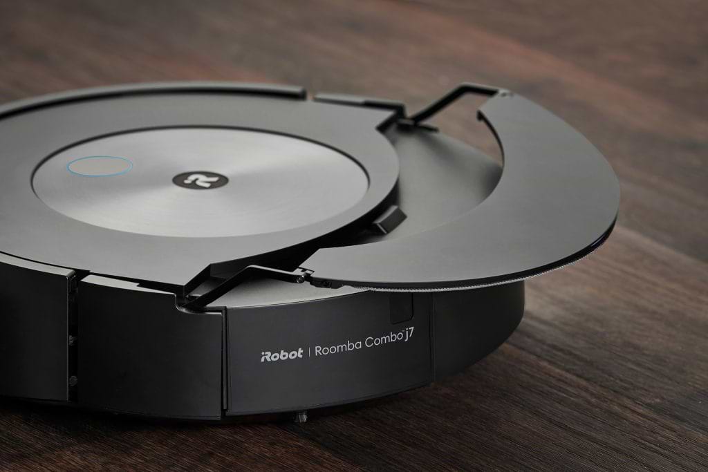 שואב אבק שוטף iRobot Roomba Combo J7 
